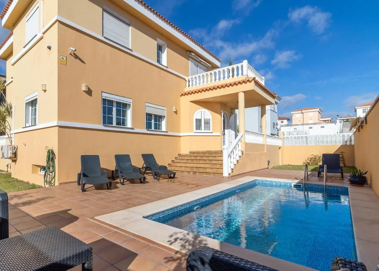 Flatguest Villa Veneguera contacts